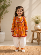 Sunburst Cotton Kurta Set: Girl